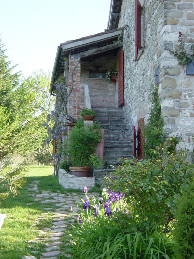 Villa La Brocca Di Valdichiascio Gubbio Exterior foto